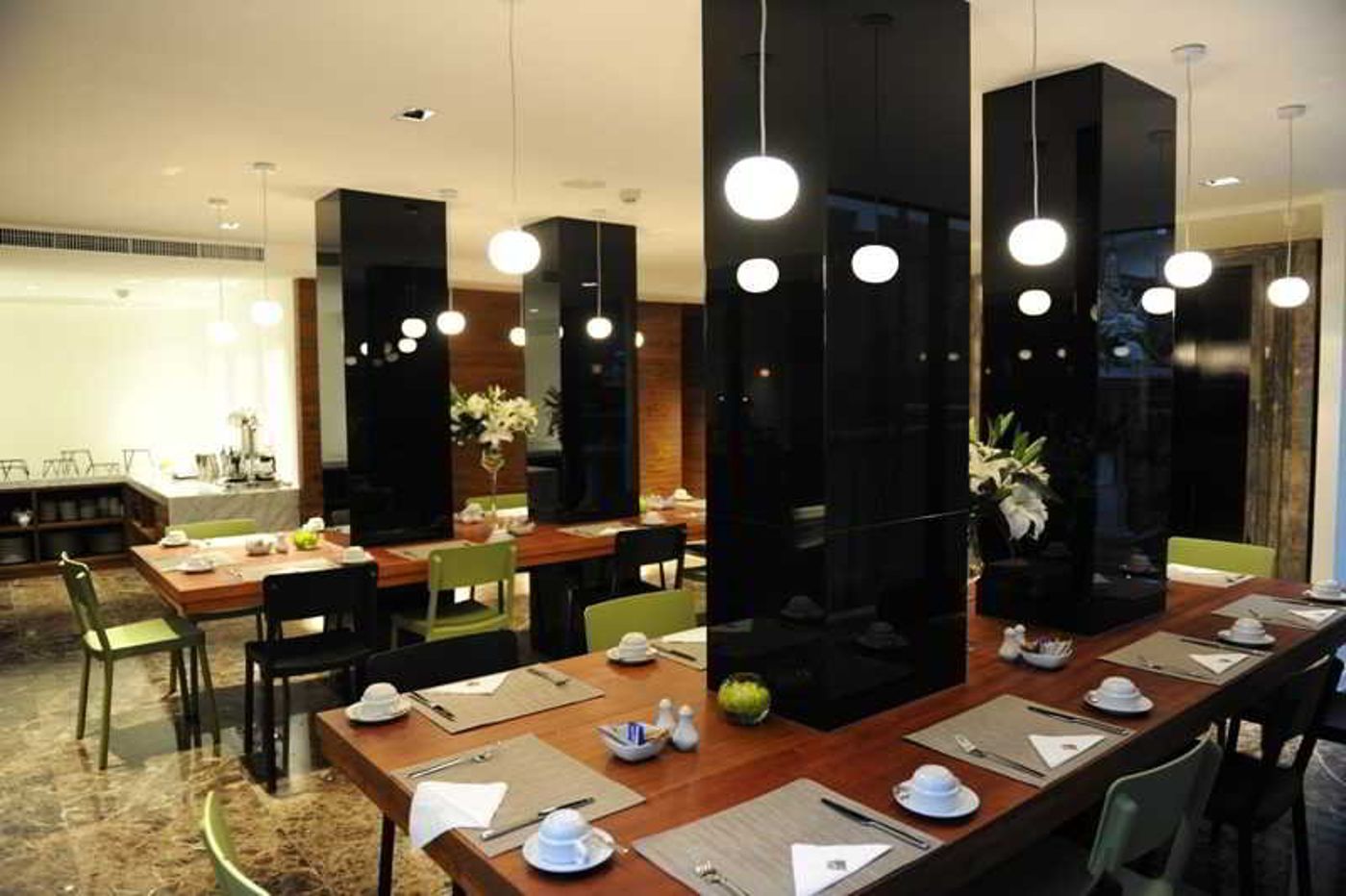 S33-Compact-Sukhumvit-Hotel-Restaurant-31