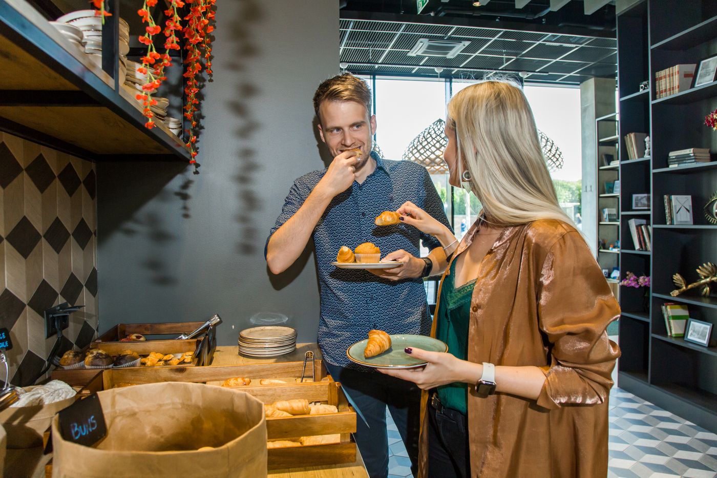 ibis-Tallinn-Center-Restaurant-55