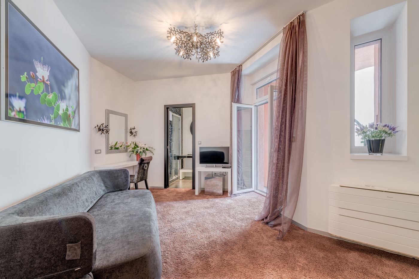 Starlight-Luxury-Rooms-Room-30