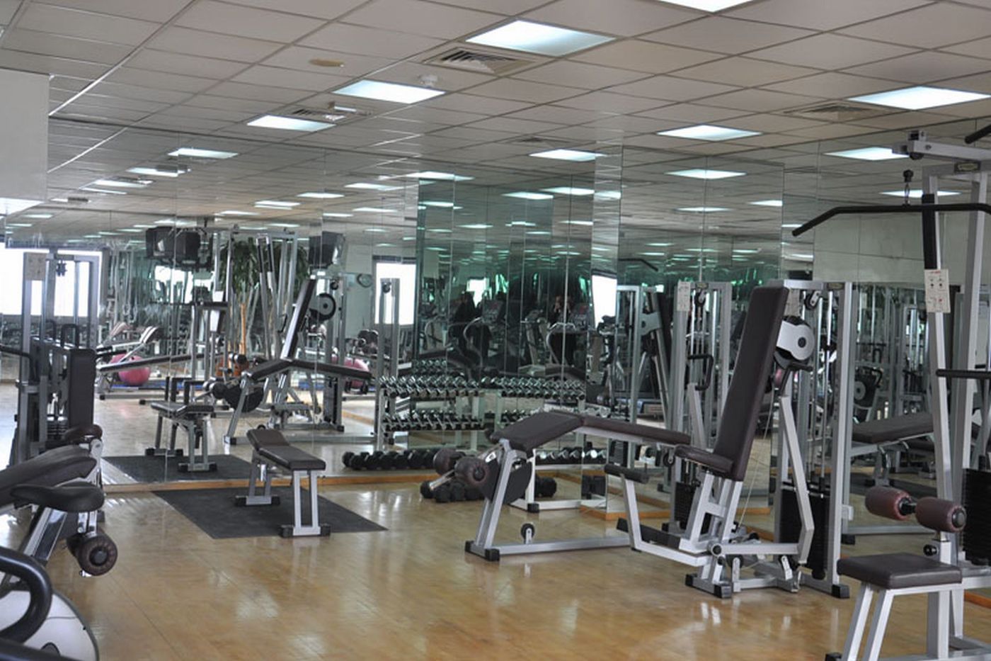 Saffron-Boutique-Hotel-Sports-and-Entertainment-23