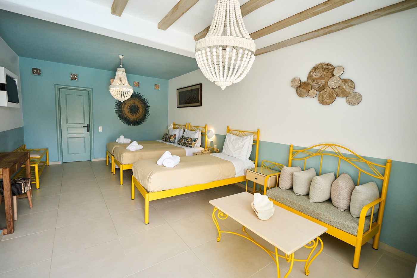 Bellissimo-Resort-Room-18