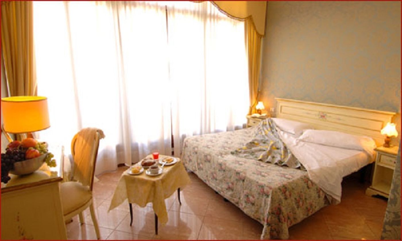 Hotel Canal - Italy - Venezia - Room - 8