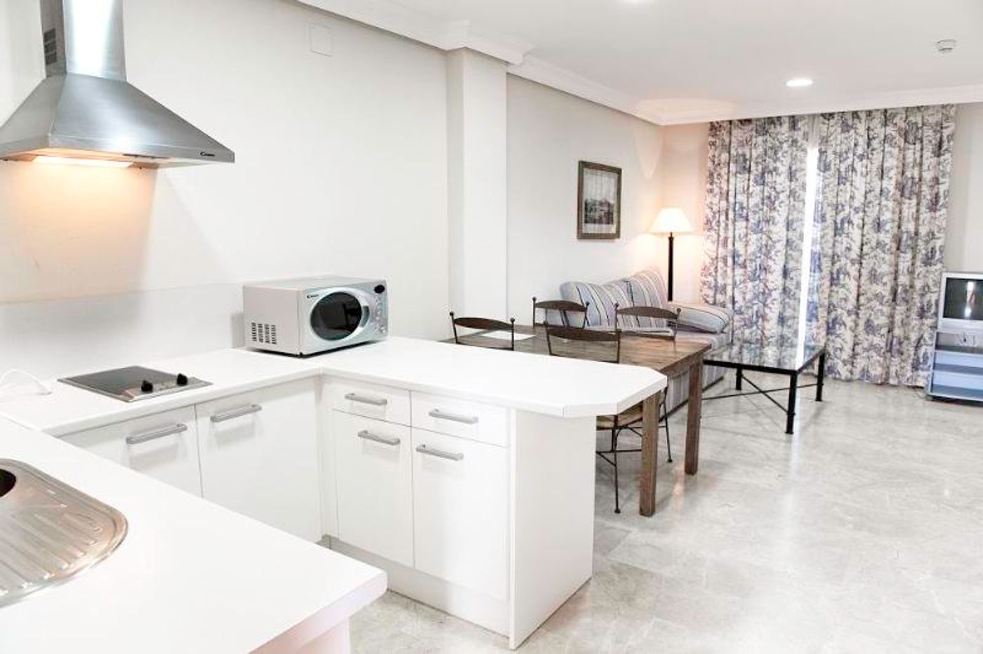 Manilva-Green-Room-13