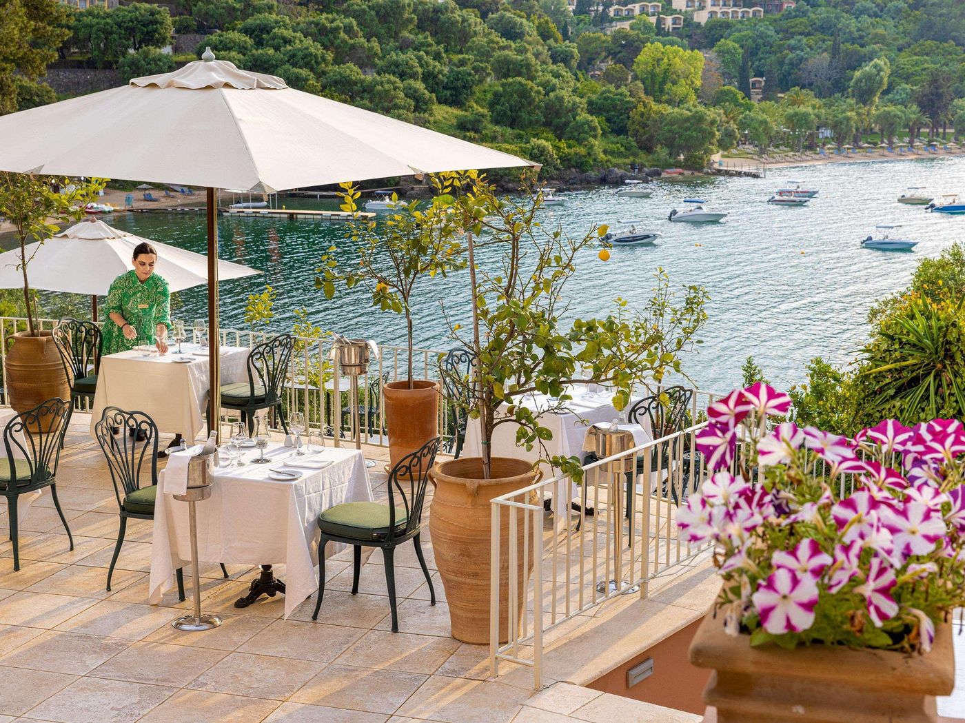 Grecotel-Eva-Palace-at-Kommeno-Peninsula-Restaurant-52