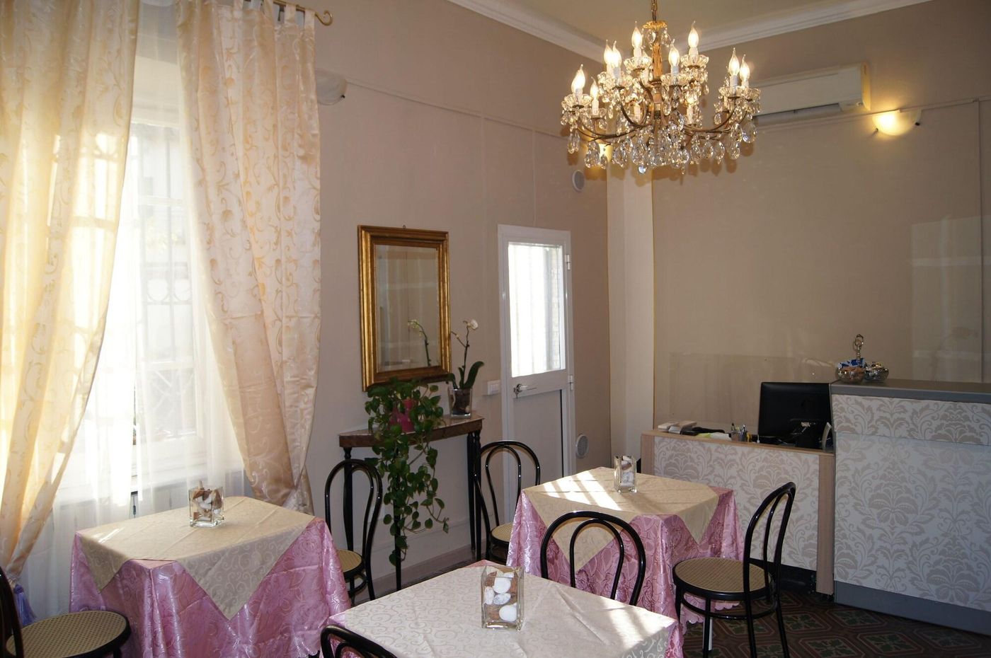 B---B-La-Mimosa-Restaurant-10