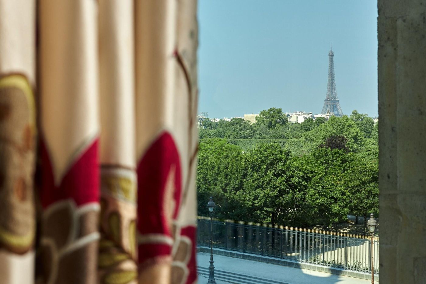 Regina-Hotel-Room-89