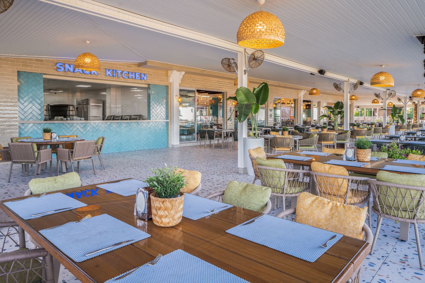 Quatro Famıly Club Dem