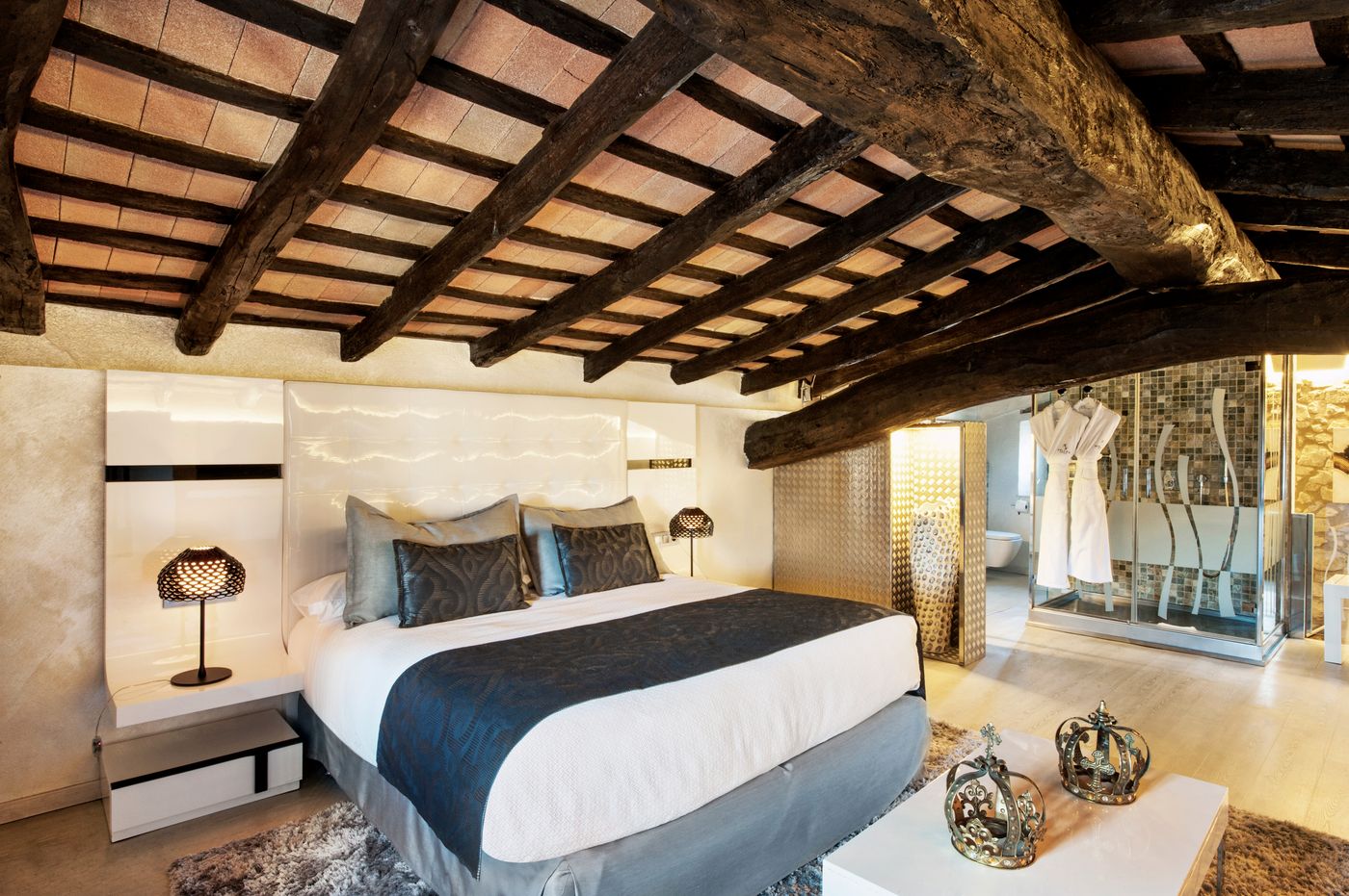 Mas-Tapiolas-Room-28