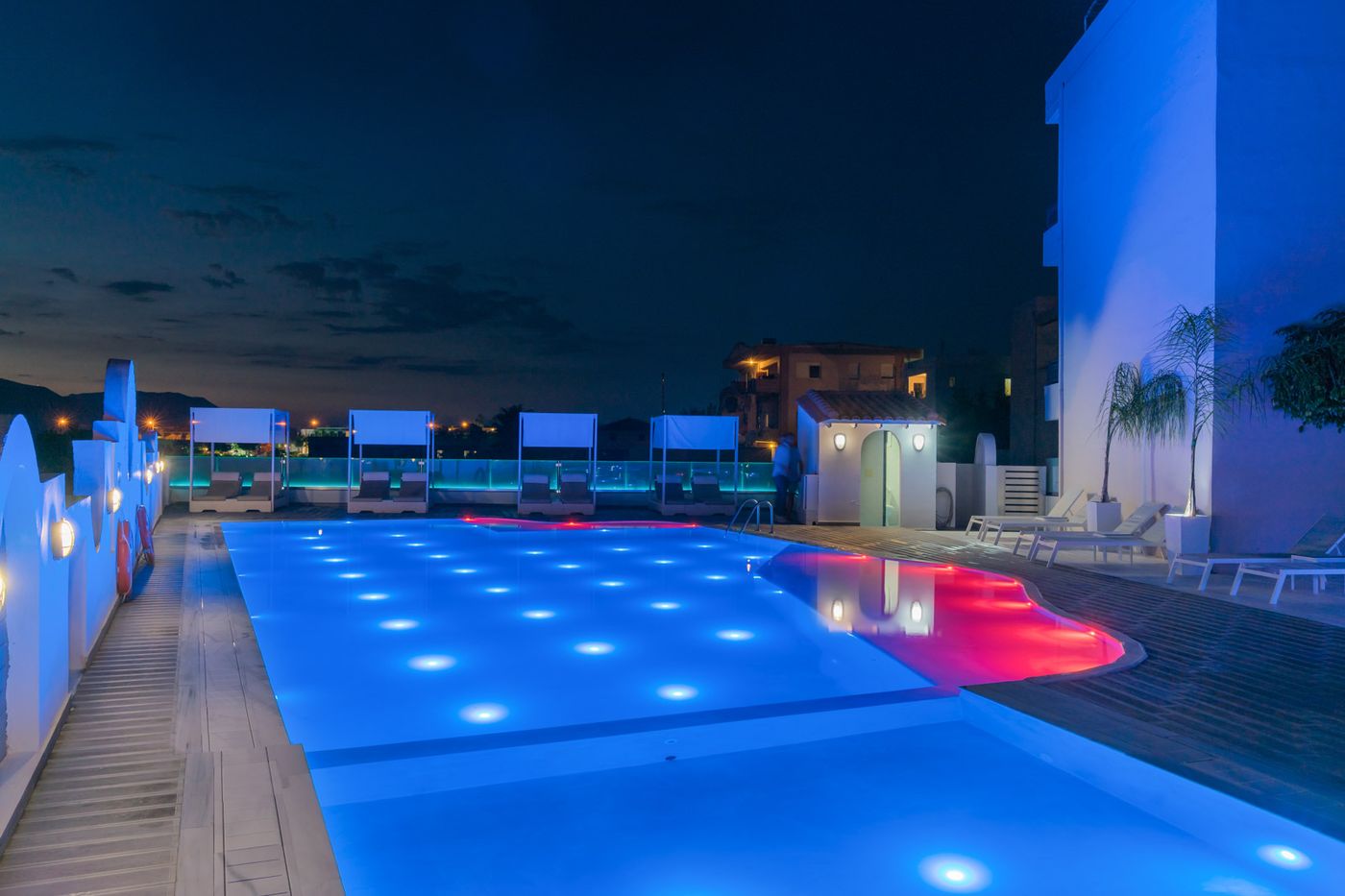 Apollo-Hotel-Pool-12
