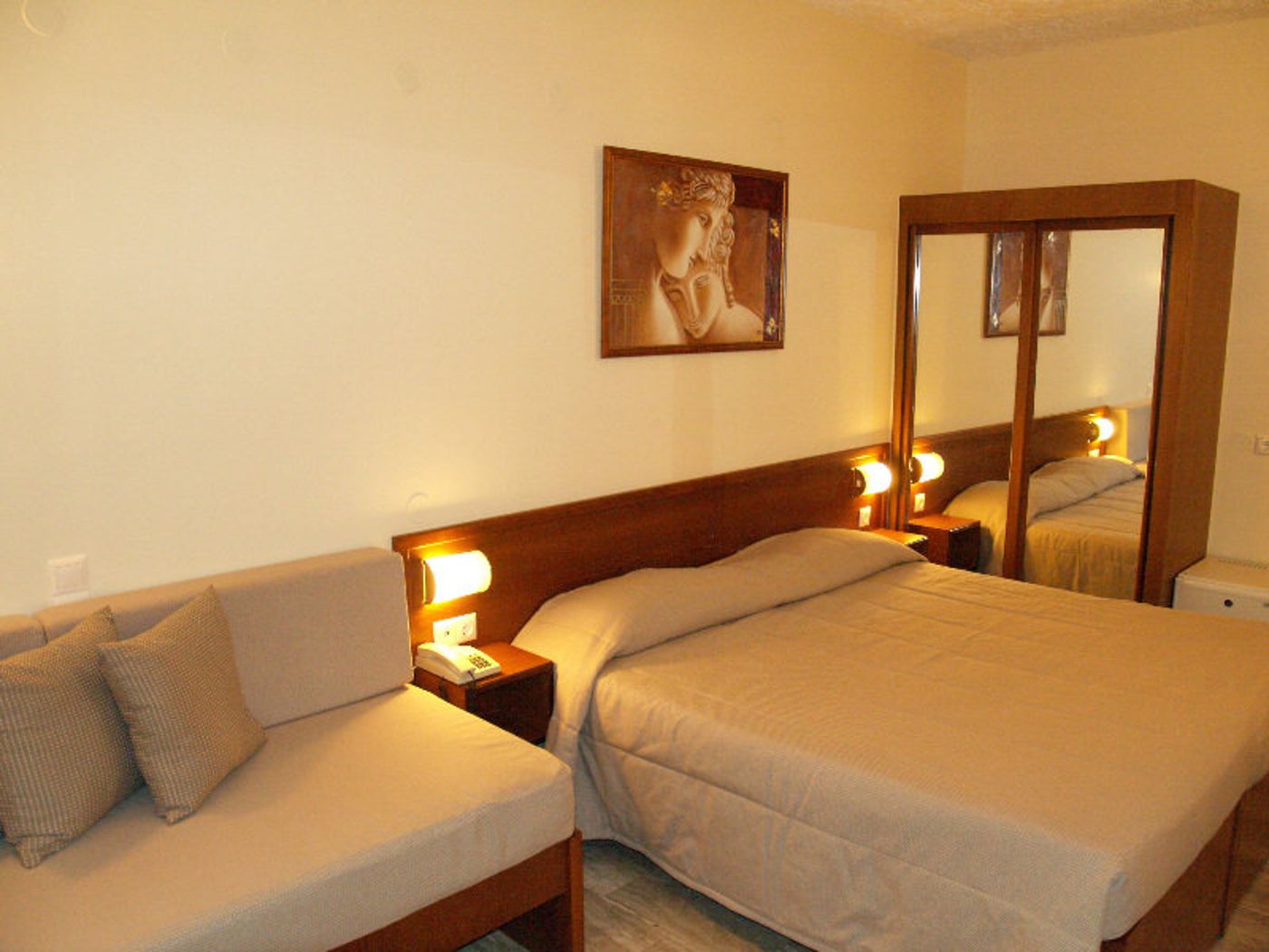 Odyssia-Beach-Hotel-Room-15