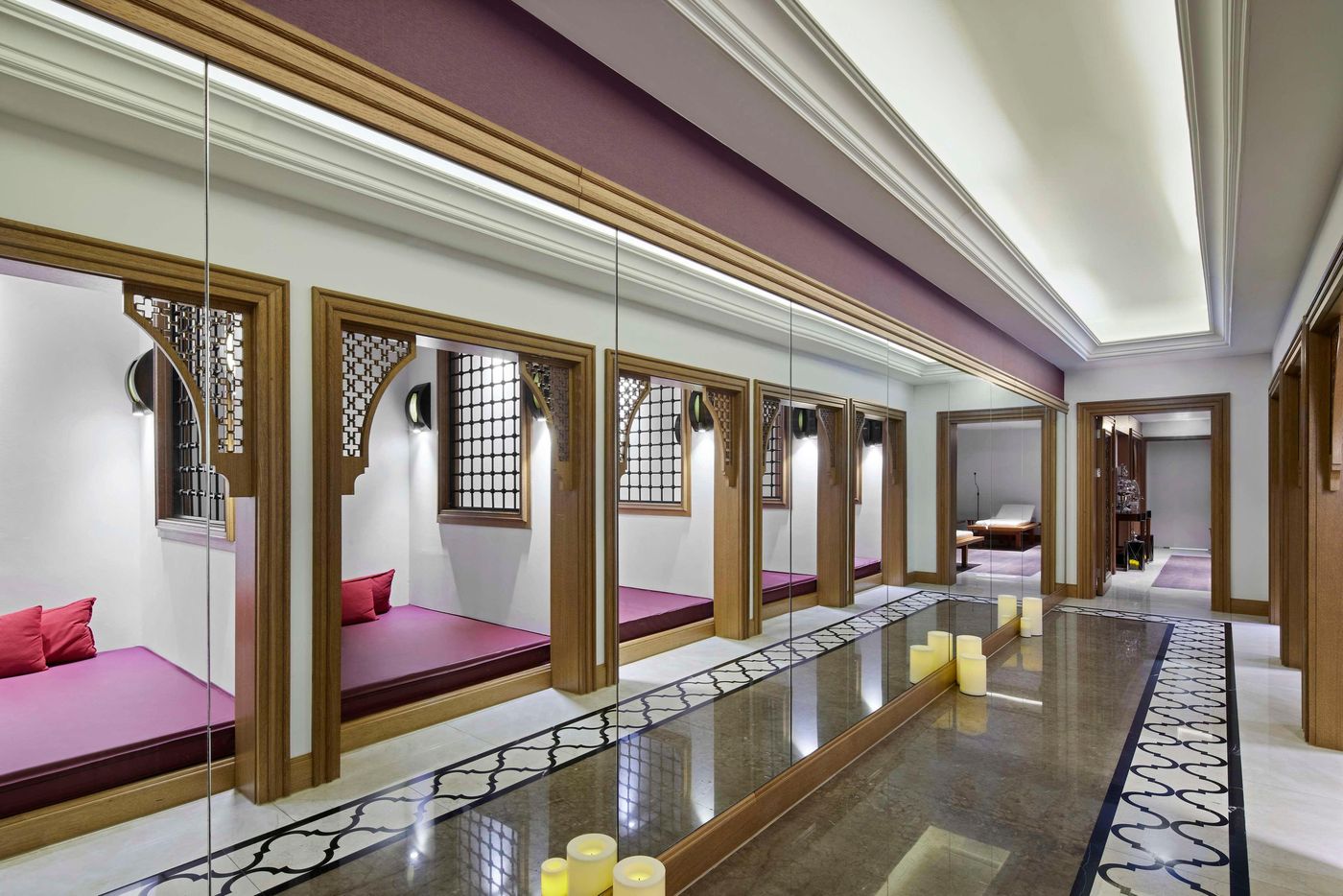 Titanic-Gendarmenmarkt-Berlin-Sports-and-Entertainment-62