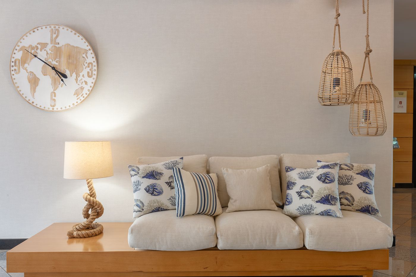 Solaqua-Apartments-Lobby-28