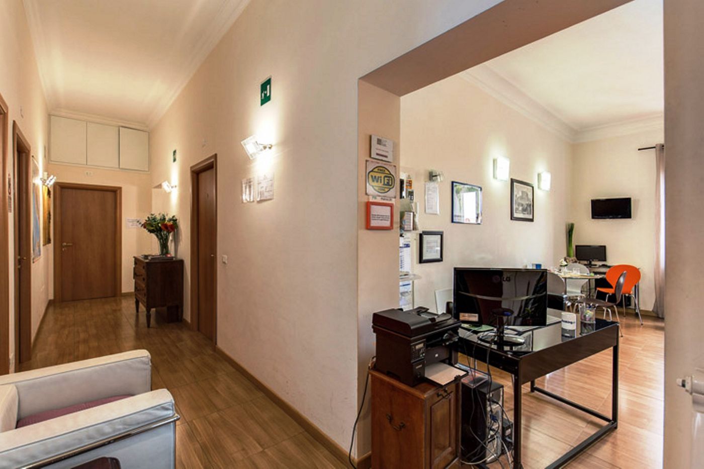 Bon Ton Suites-Italy-ROMA-Lobby-2