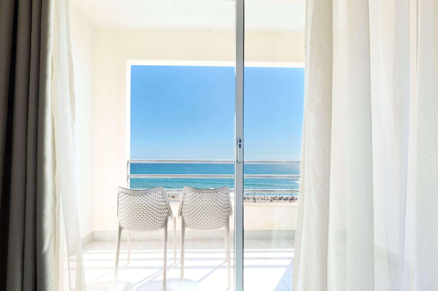 Tryp-Lisboa-Caparica-Mar-Hotel-Room-42