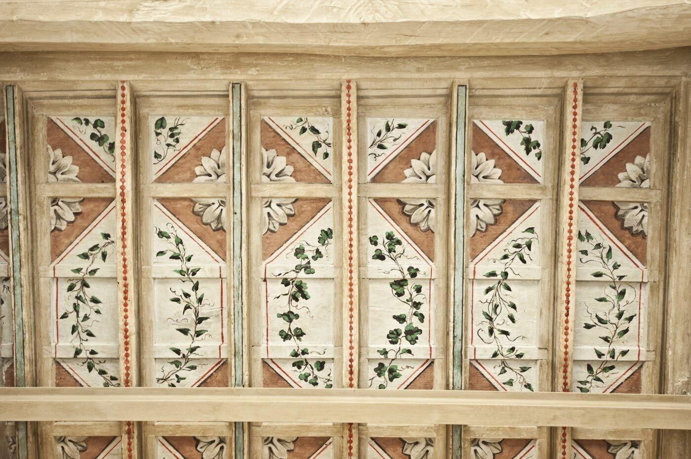 Little-Queen-Suite-Room-10