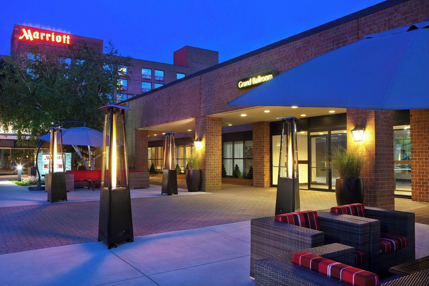 Boston-Marriott-Burlington-General-view-40