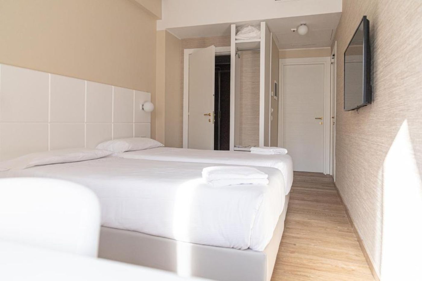 Boston Hotel-Italy-BARI-Room-3