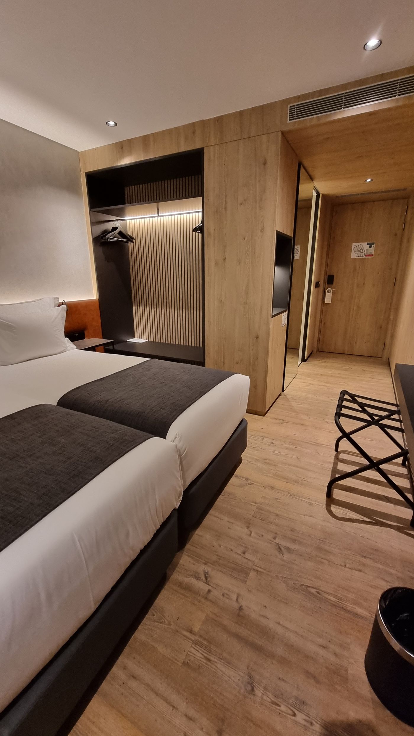 Principe-Avila-Room-36