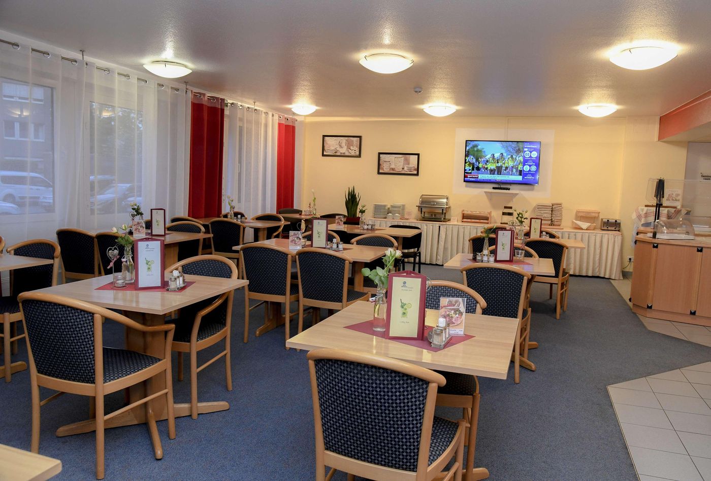 Best Western Comfort Business Hotel - Germany - Neuss - Lobby - 8