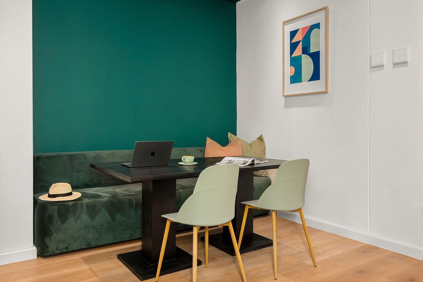 Park-Inn-by-Radisson-Cape-Town-Newlands-Lobby-18