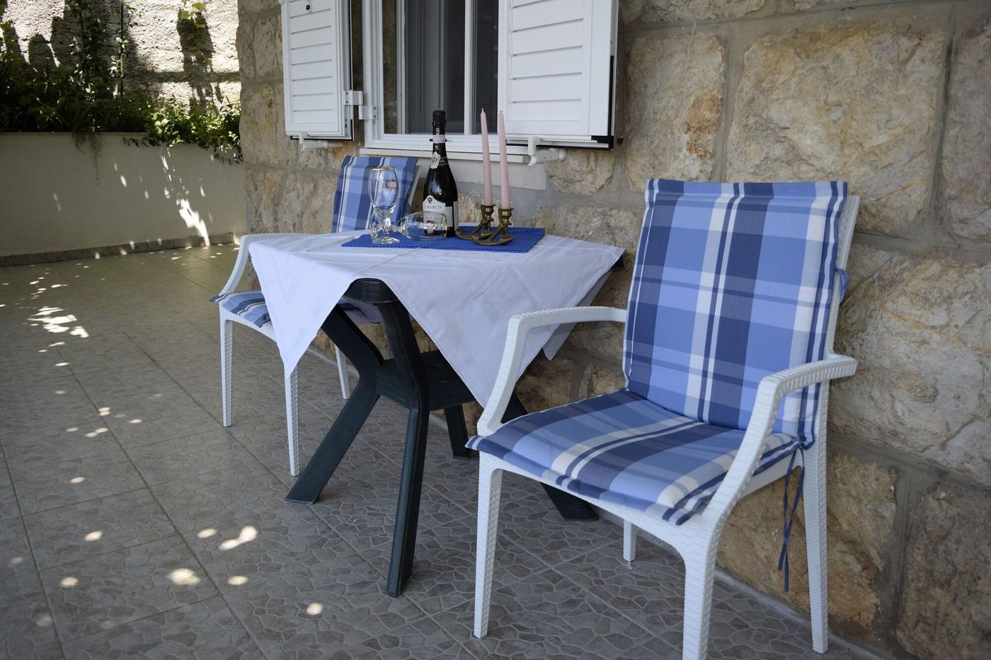 Jele-Rooms-Terrace-8