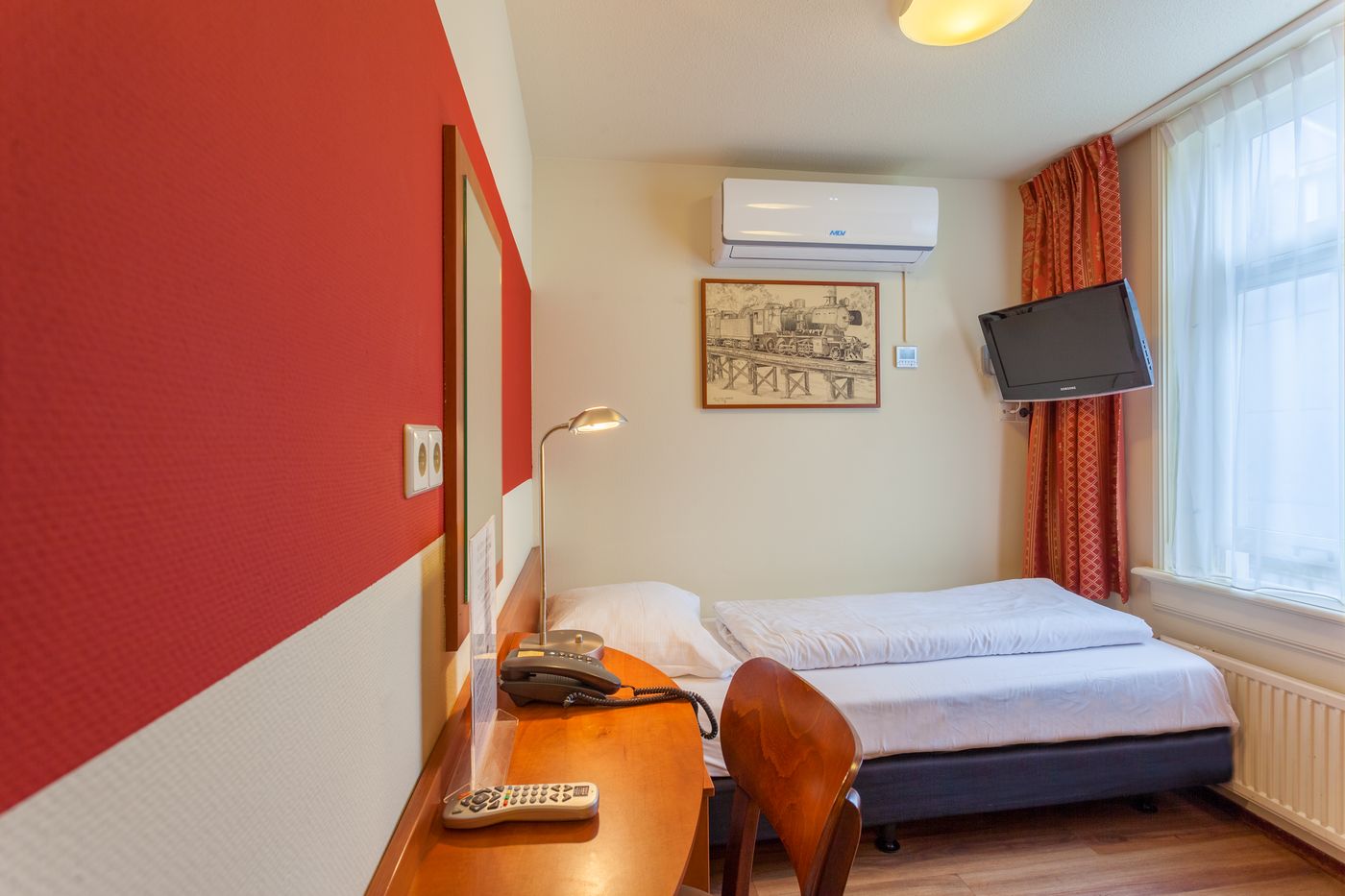 A-train - Netherlands - AMSTERDAM  - Room - 7