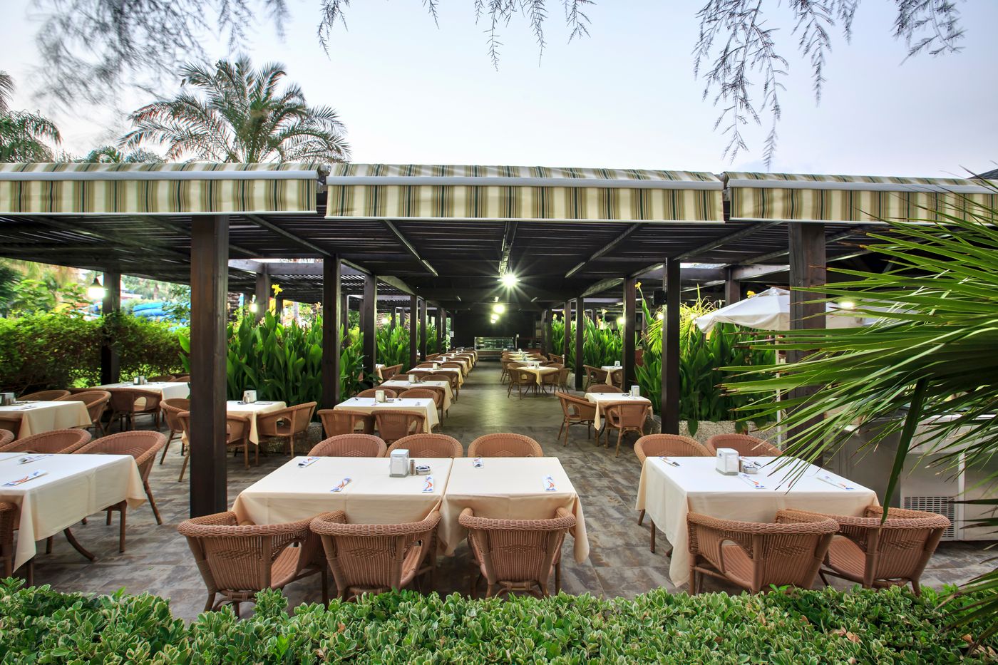 Sunis-Kumkoy-Beach-Resort-Hotel---Spa-Restaurant-11
