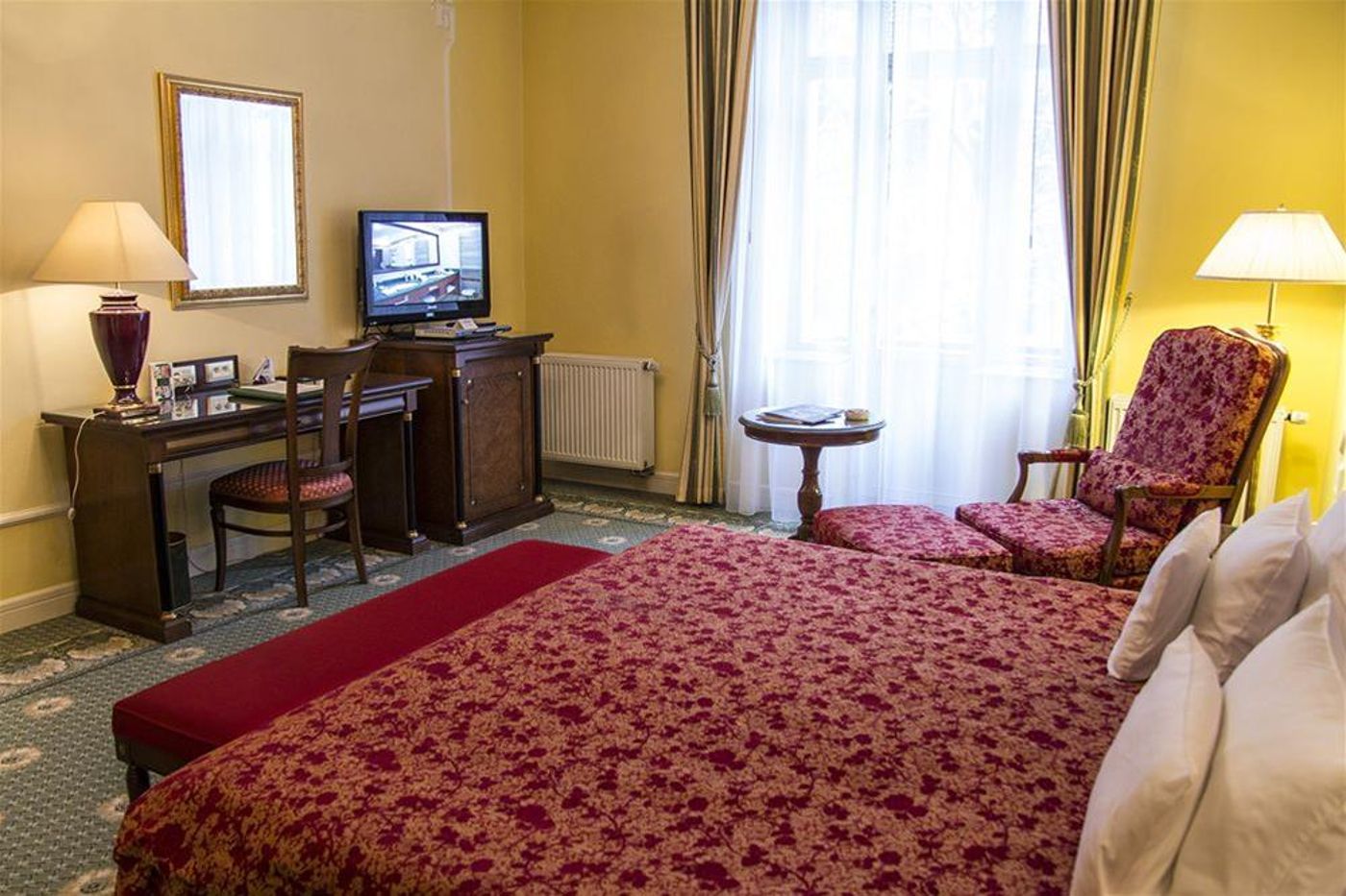 Carlsbad Plaza-Czech Republic-KARLSBAD -General view-5