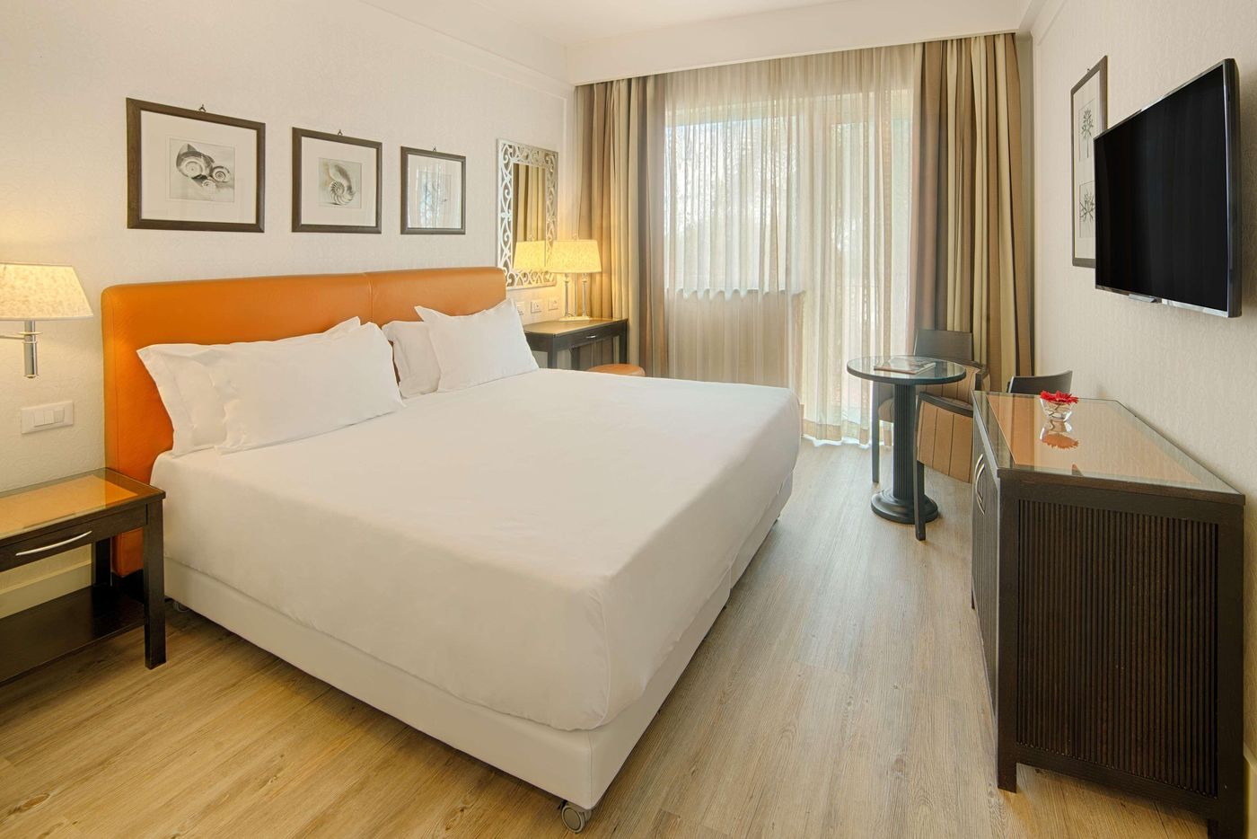 NH-Catania-Parco-Degli-Aragonesi-Room-36