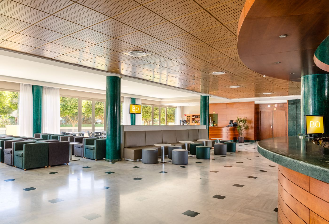 BQ-Andalucia-Beach-Lobby-23