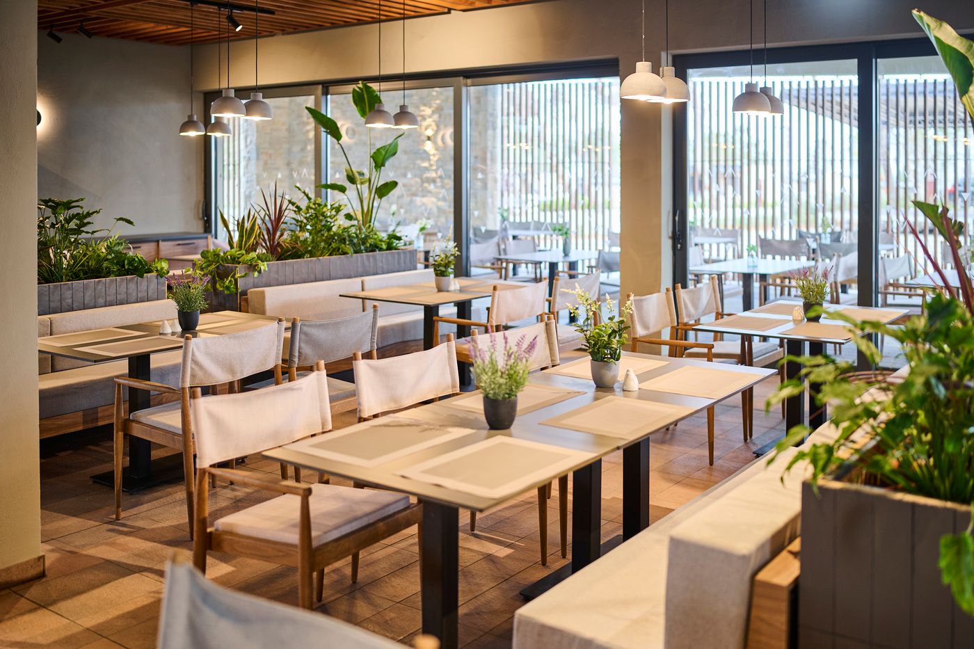 Aminess-Avalona-Camping-Resort-Restaurant-61