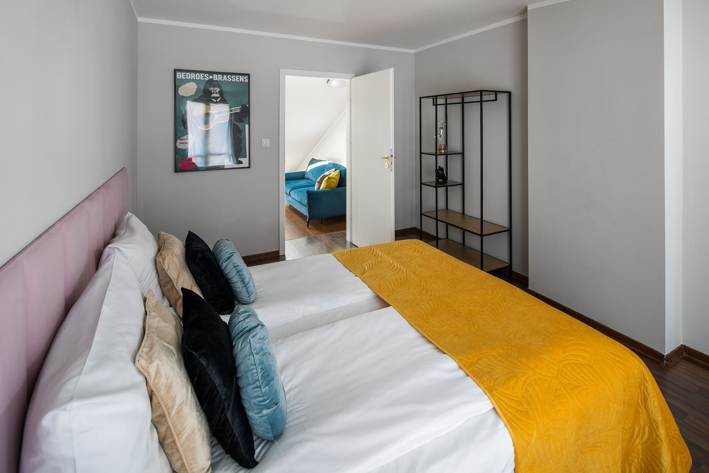 Corner-House-Residence-Room-34