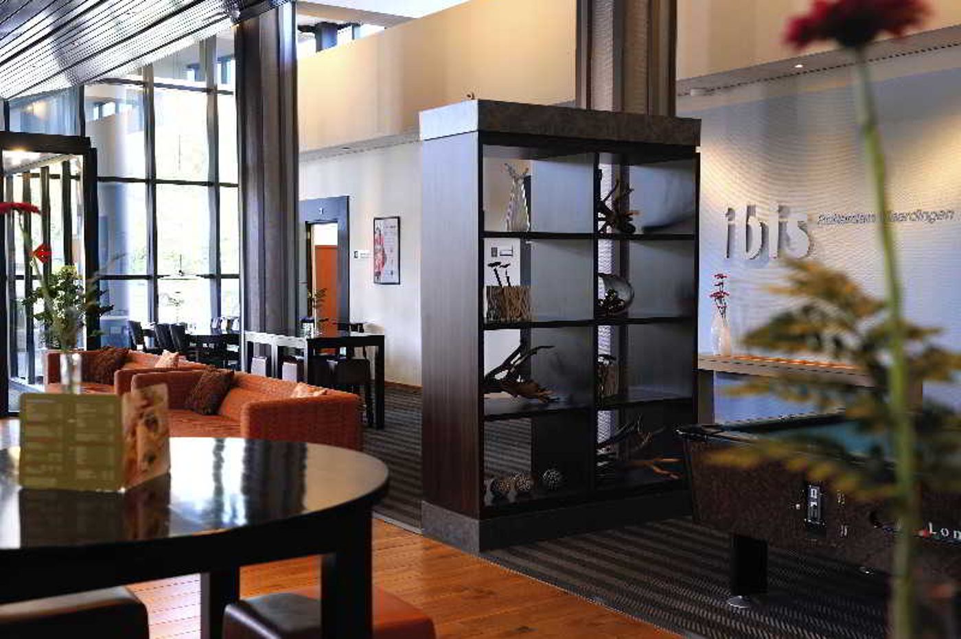 ibis Rotterdam Vlaardingen-Netherlands-VLAARDINGEN-Lobby-6