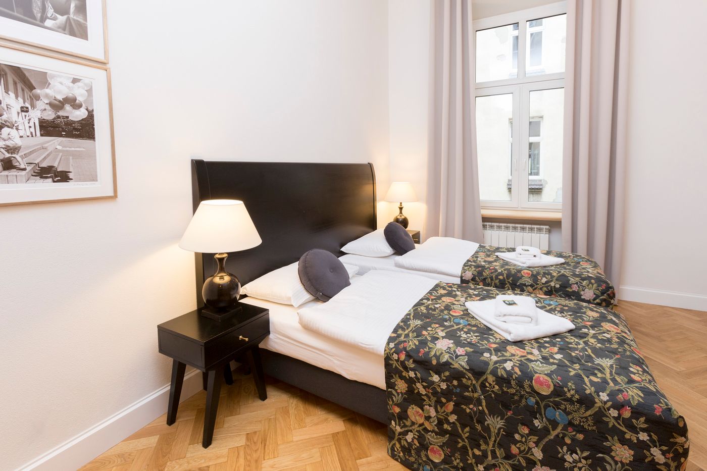 Antique-Apartments-Plac-Szczepanski-Room-22