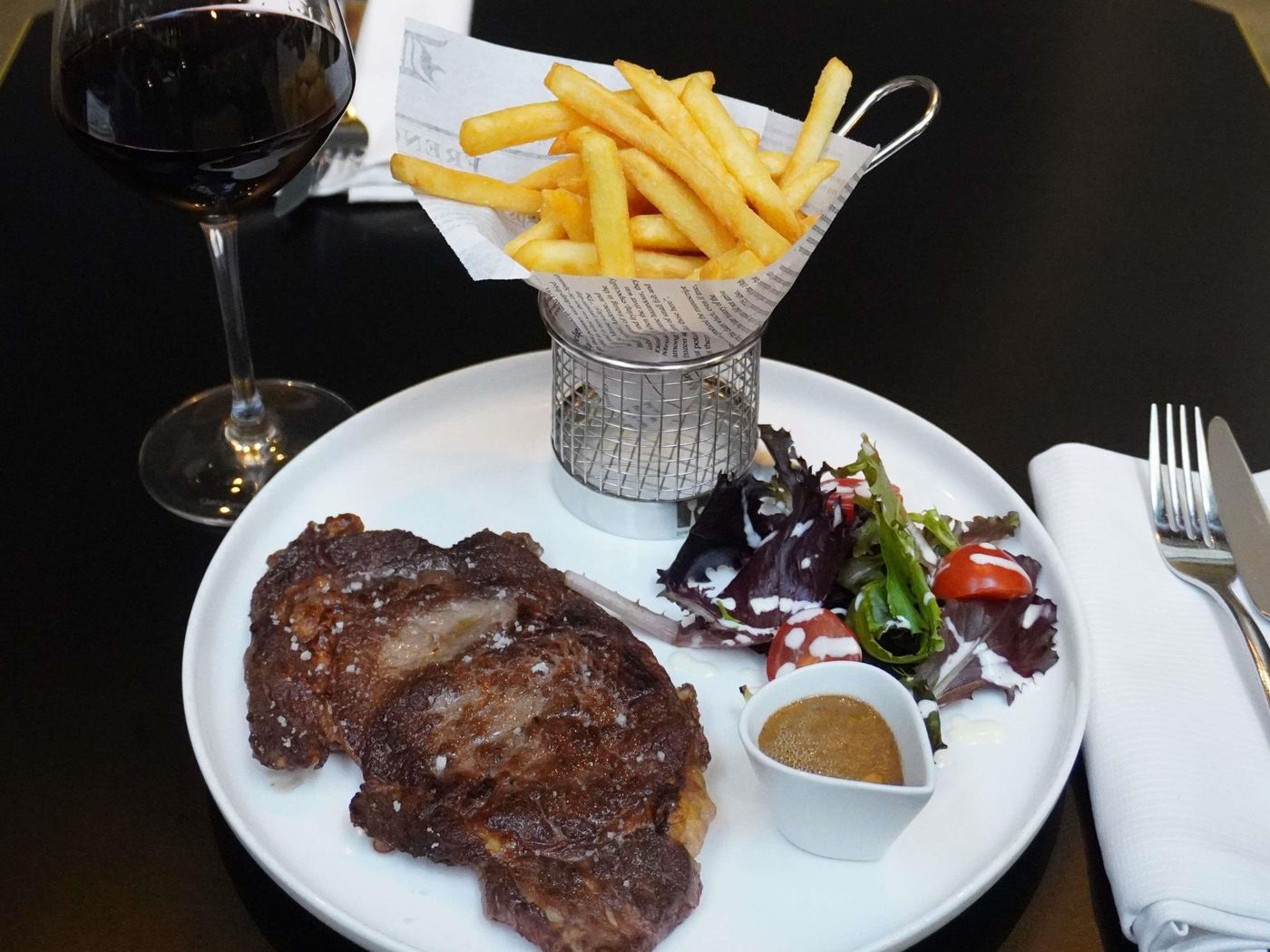 NEST-Paris-La-Defense---Mgallery-Restaurant-66