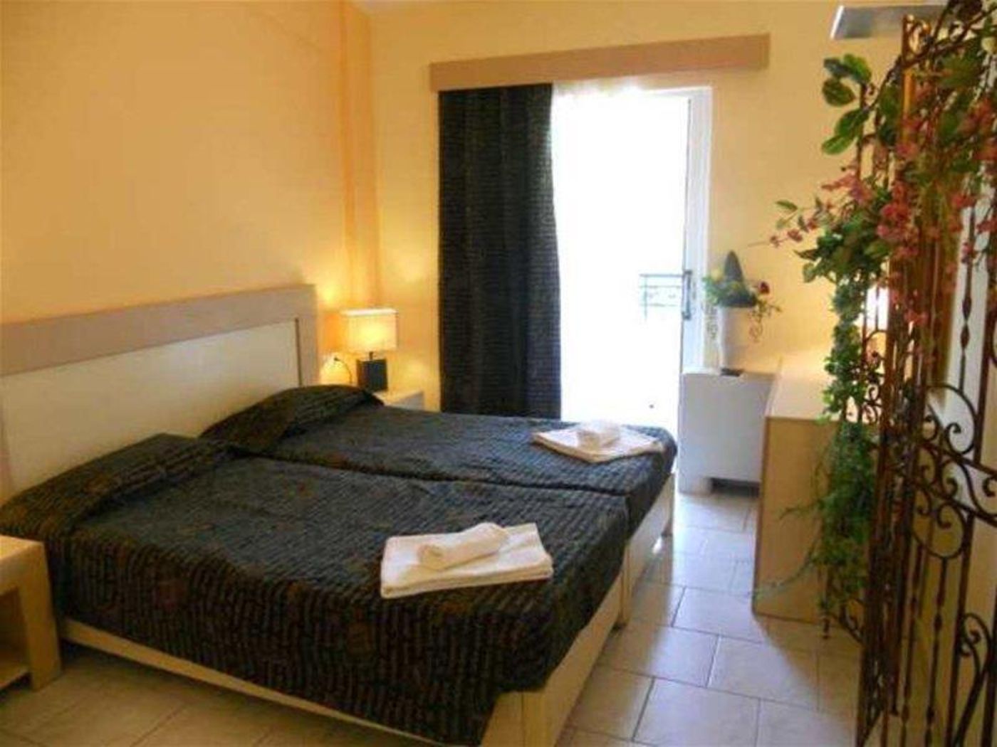 Beis-Beach-Hotel-General-view-8