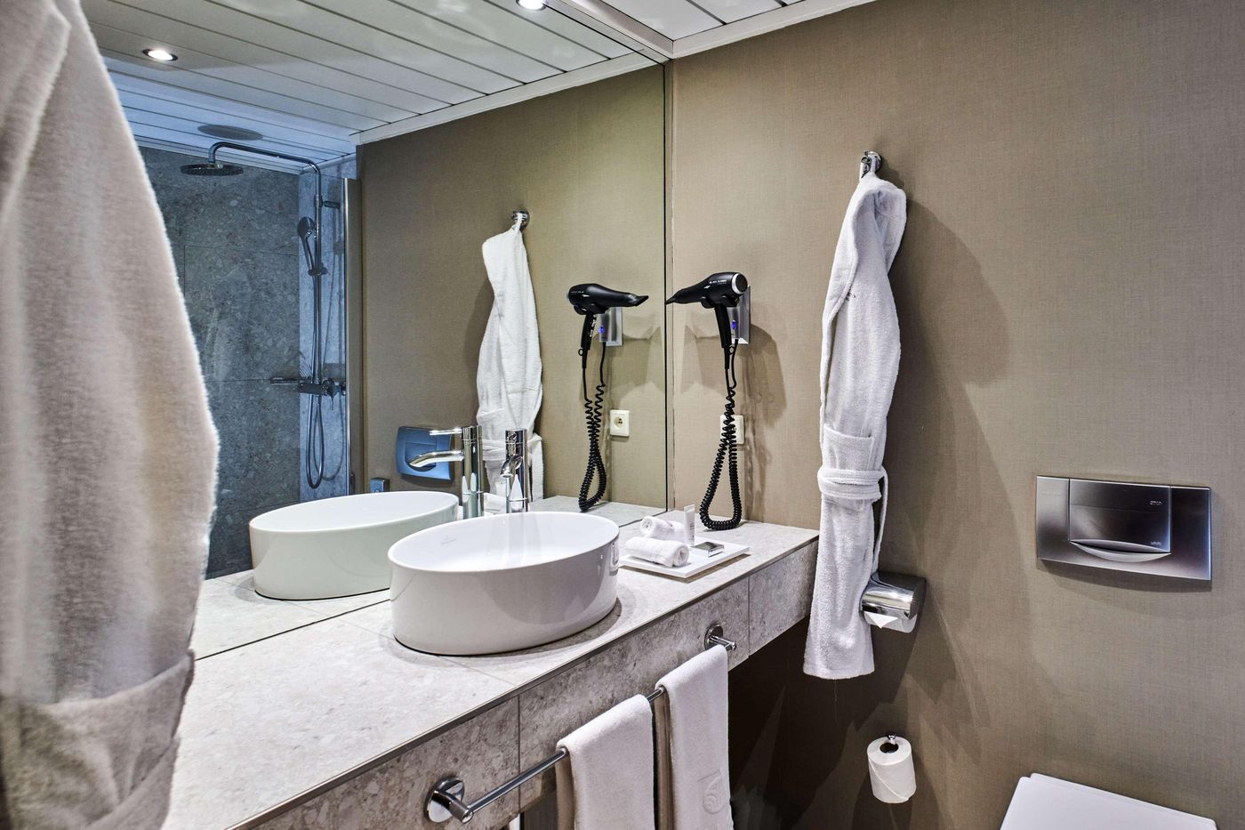 NH-Collection-Prague-Room-20