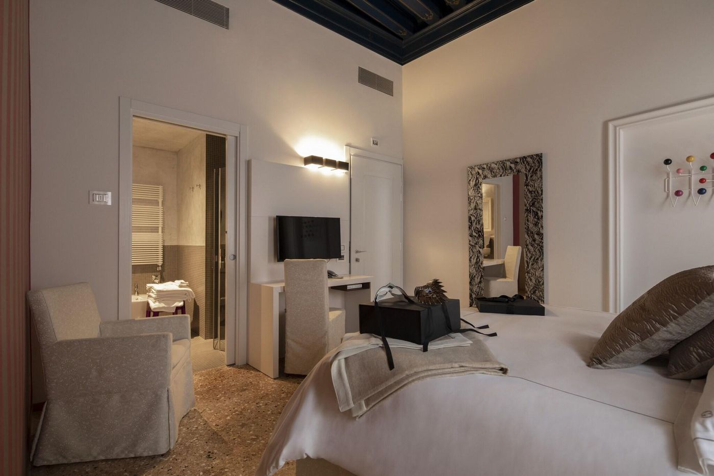 Corte-Di-Gabriela-Room-31