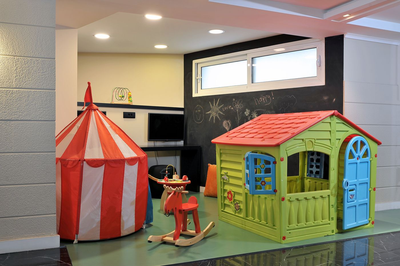 Airotel-Stratos-Vassilikos-Sports-and-Entertainment-85