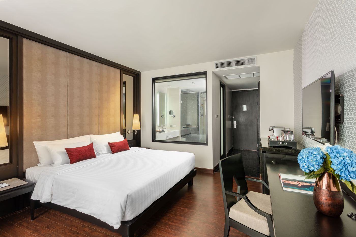 Movenpick-Hotel-Sukhumvit-15-Bangkok-Room-27