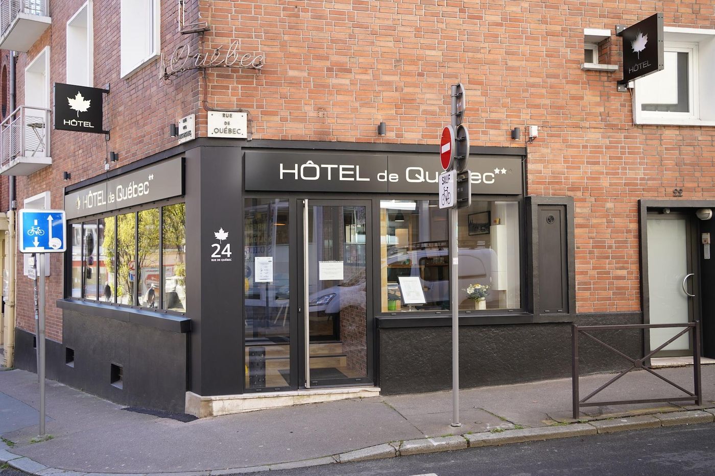 Alive Hotel De Quebec-France-ROUEN-General view-10