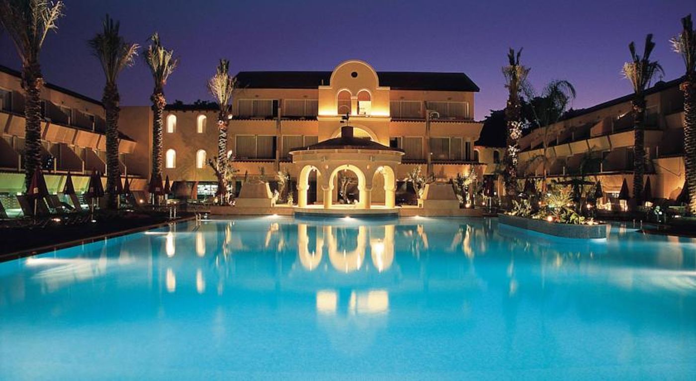 Napa Plaza - Adults Only