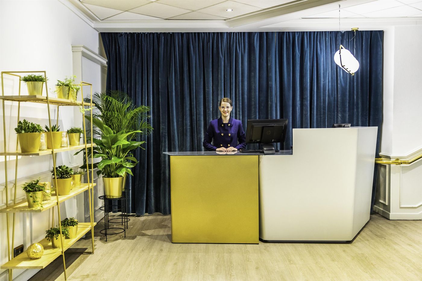 NH-Brussels-Stephanie-Lobby-4
