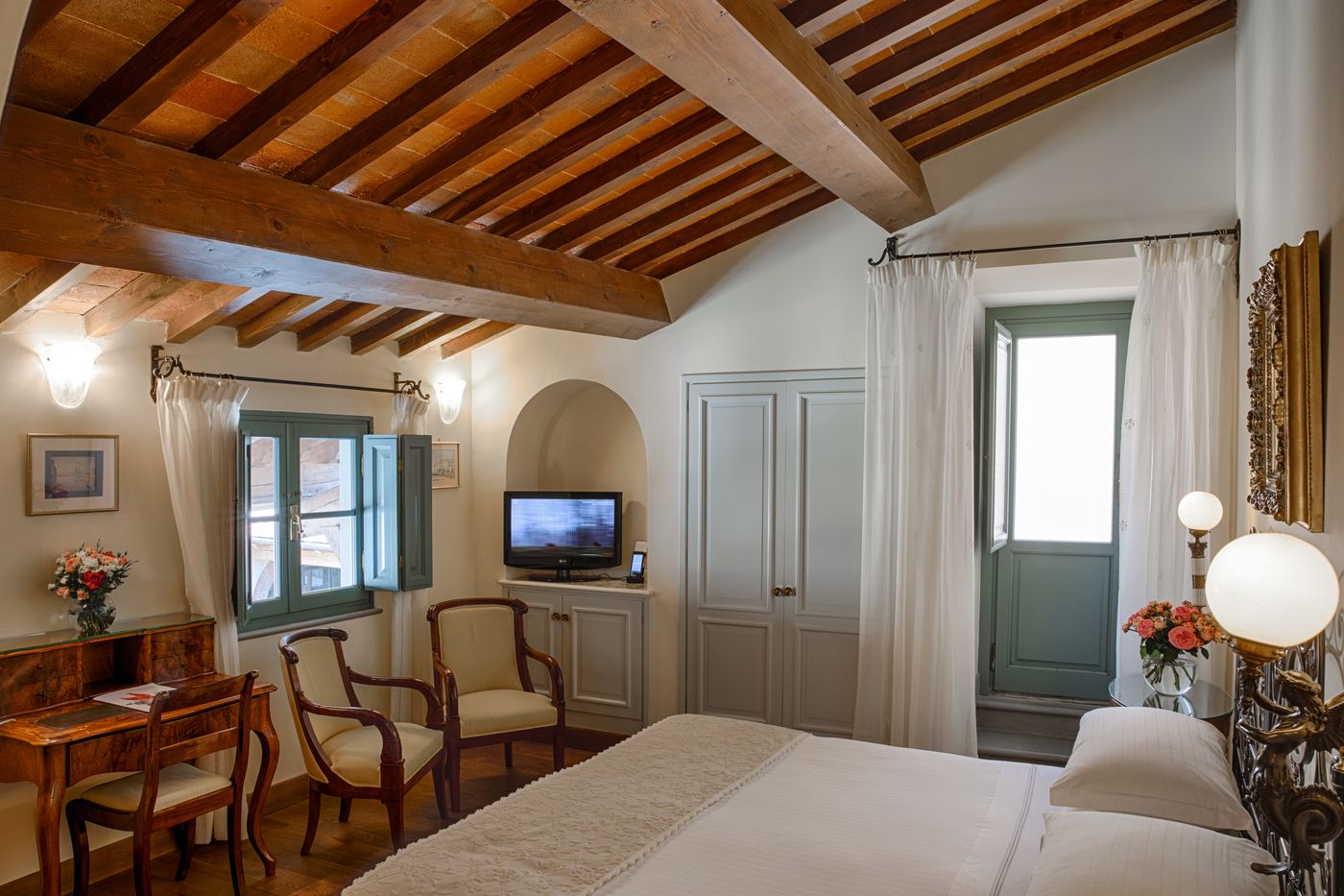 Hotel-Mulino-di-Firenze-WorldHotels-Crafted-Room-16