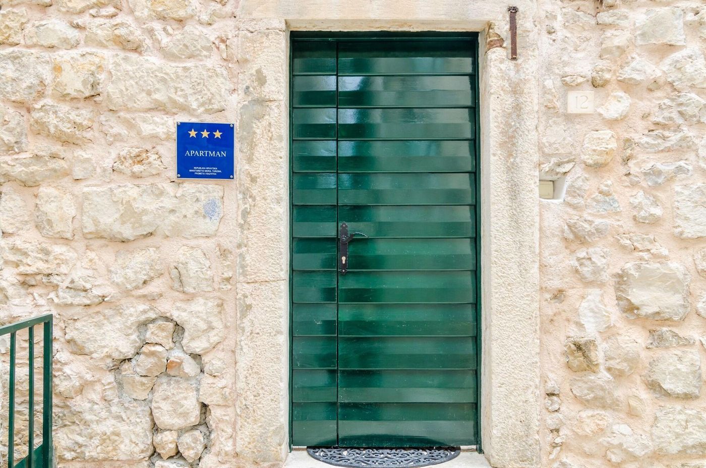 Cinema-View-House-General-view-2