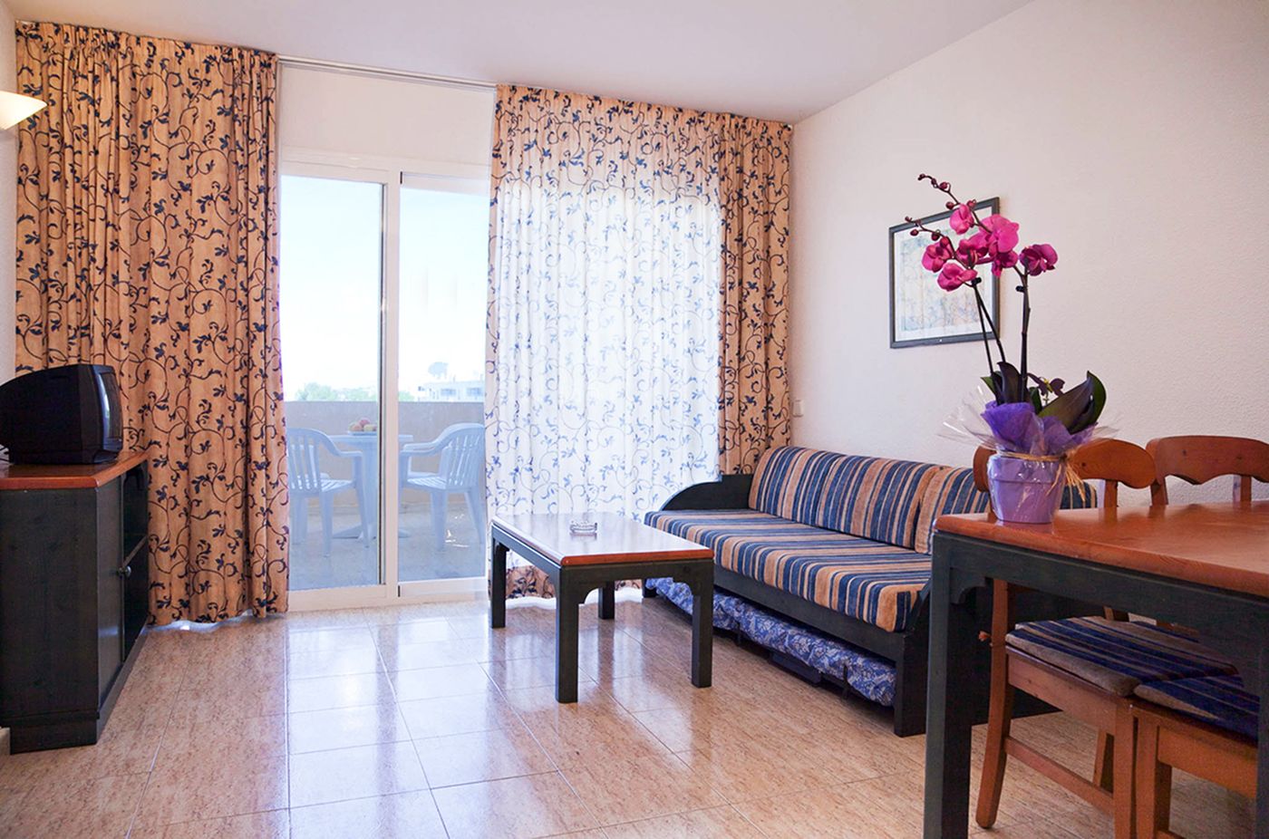 Blue Star Apartments