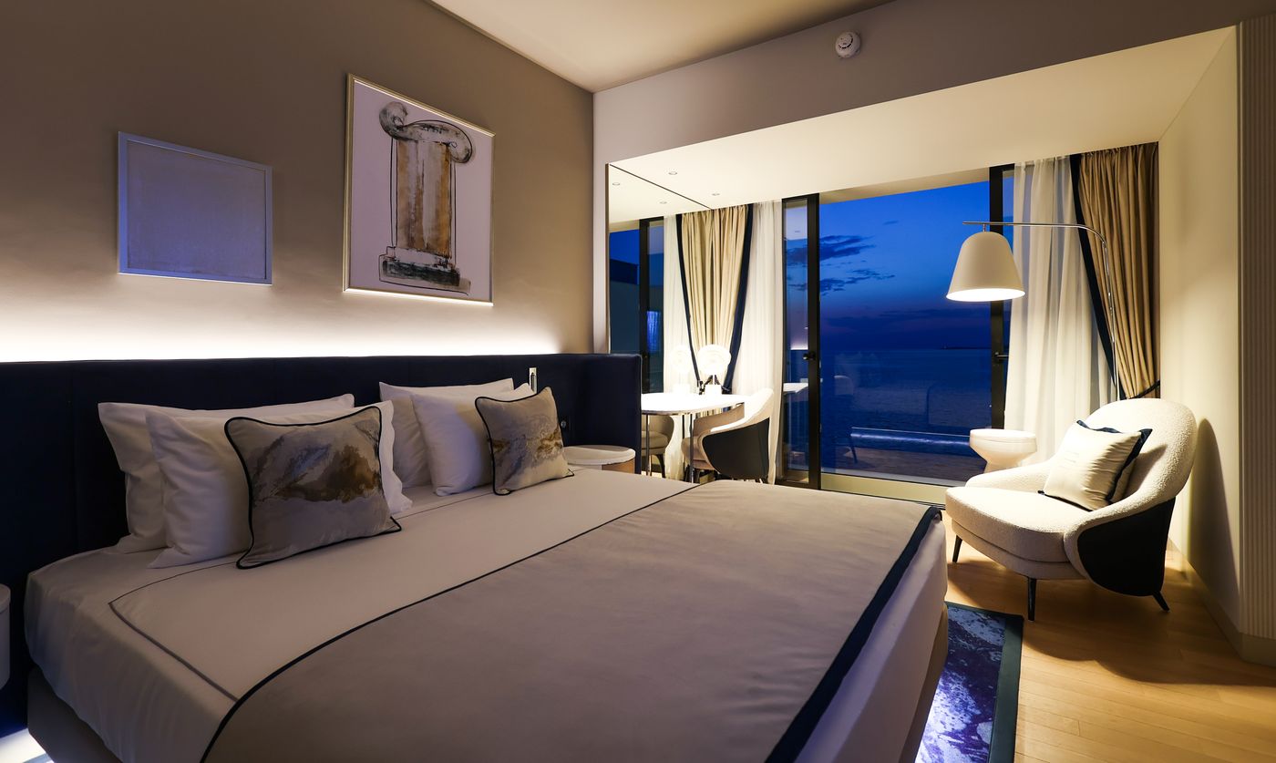 Grand-Hotel-Brioni-Pula--Radisson-Collection-Hotel-Room-29