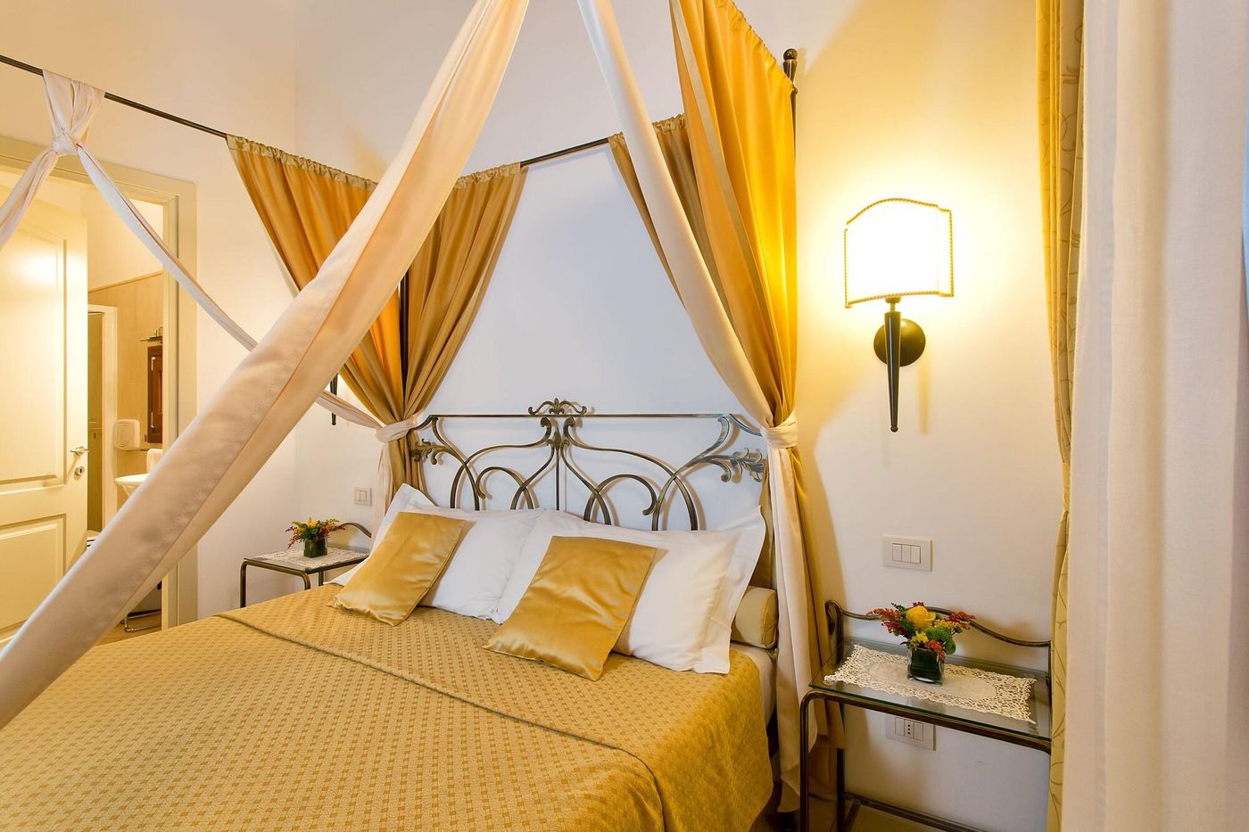 Alla-Vite-Dorata-Room-10