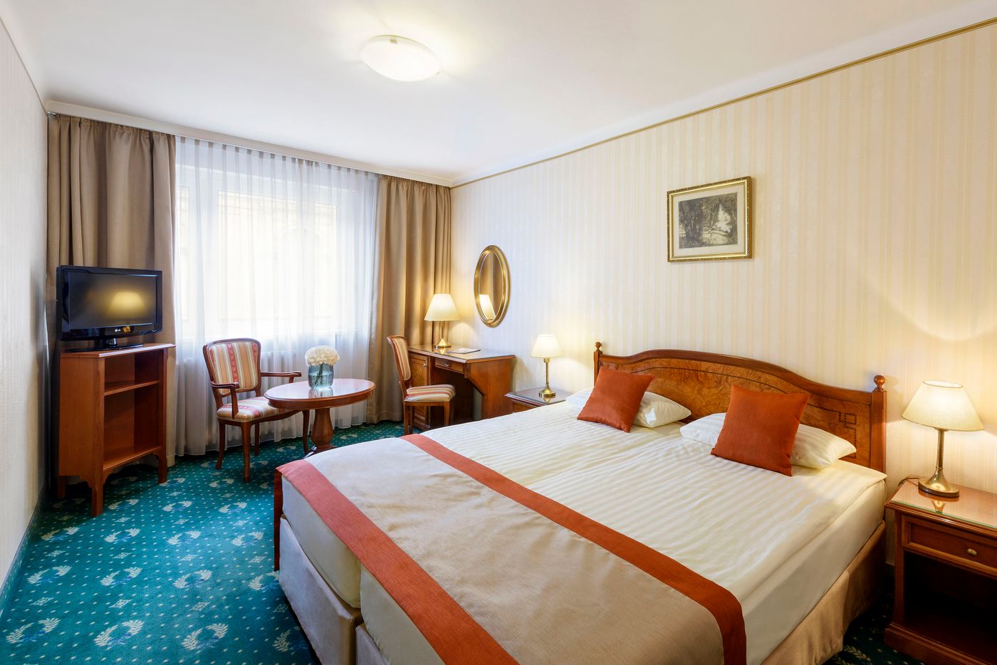 Danubius-Hotel-Astoria-City-Center-Room-21