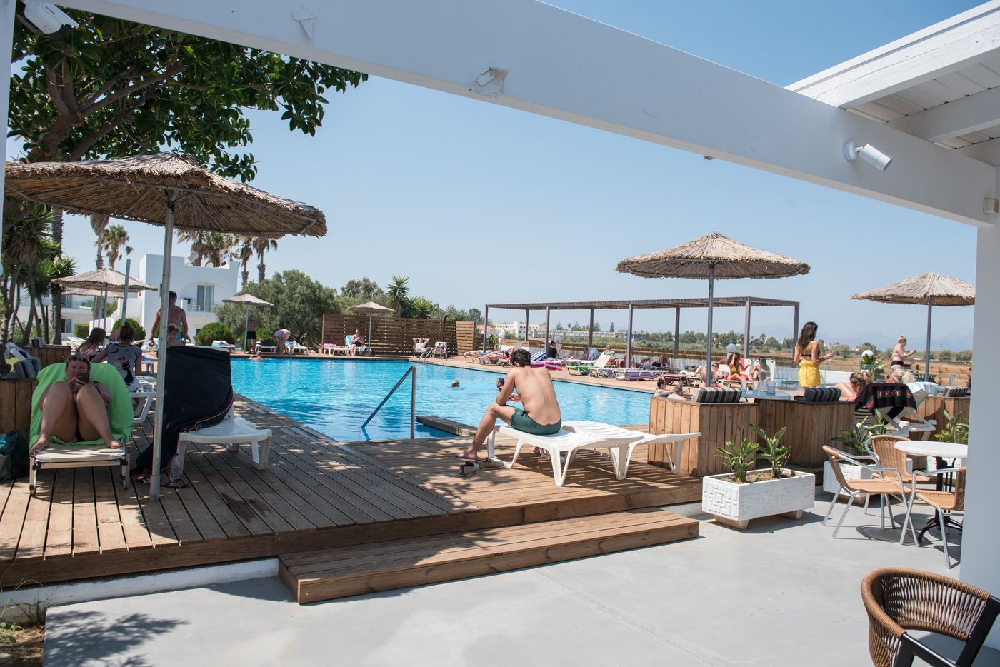 Summer-Village-Hotel-Bar-10